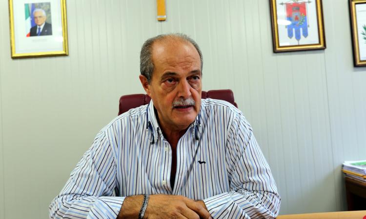 Covid e macerie, sindaco del cratere Falcucci: "Siamo a rischio estinzione come gli indios" Covid e macerie, sindaco del cratere Falcucci: "Siamo a rischio estinzione come gli indios"