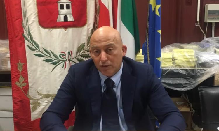 Ospedale Camerino, Sborgia: "Ci è stato detto che la politica non può cambiare piano pandemico" Ospedale Camerino, Sborgia: "Ci è stato detto che la politica non può cambiare piano pandemico"