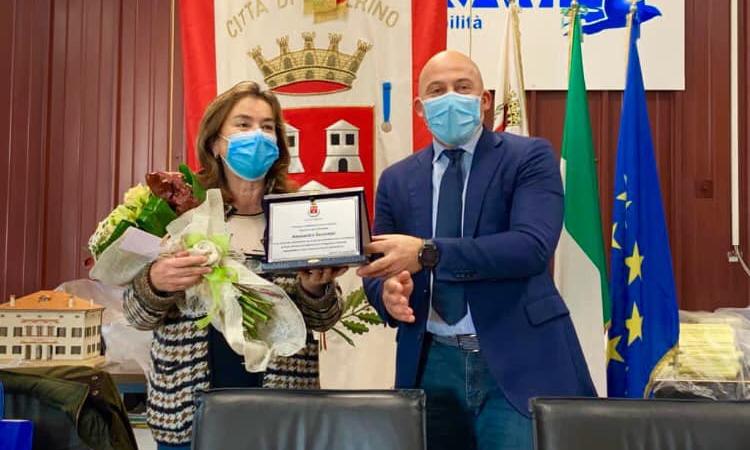 Camerino, la segretaria comunale Alessandra Secondari va in pensione: il saluto del Consiglio
