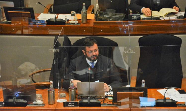 Marche, attività messe in crisi dal Covid: dalla Regione finanziamenti bancari agevolati