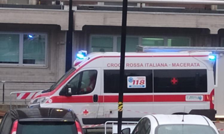 Coronavirus, due decessi oggi nelle Marche: una vittima all'ospedale di Macerata Coronavirus, due decessi oggi nelle Marche: una vittima all'ospedale di Macerata