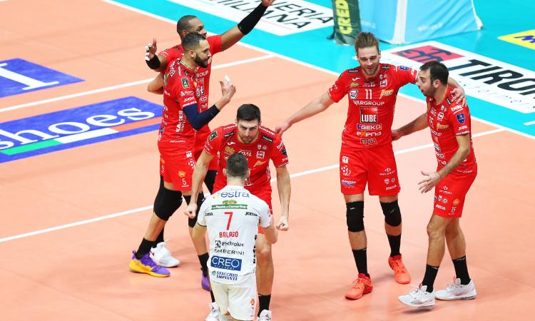 Lube nella bolla francese per la Pool B di Champions, sfida contro Perugia: ecco come seguirla Lube nella bolla francese per la Pool B di Champions, sfida contro Perugia: ecco come seguirla