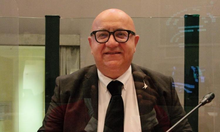 Consiglio Regionale Marche: Lucentini lascia, al suo posto Marinangeli Consiglio Regionale Marche: Lucentini lascia, al suo posto Marinangeli