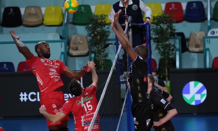 Volley, la Lube in Champions League parla anche francese: Tours spazzato via in 3 set