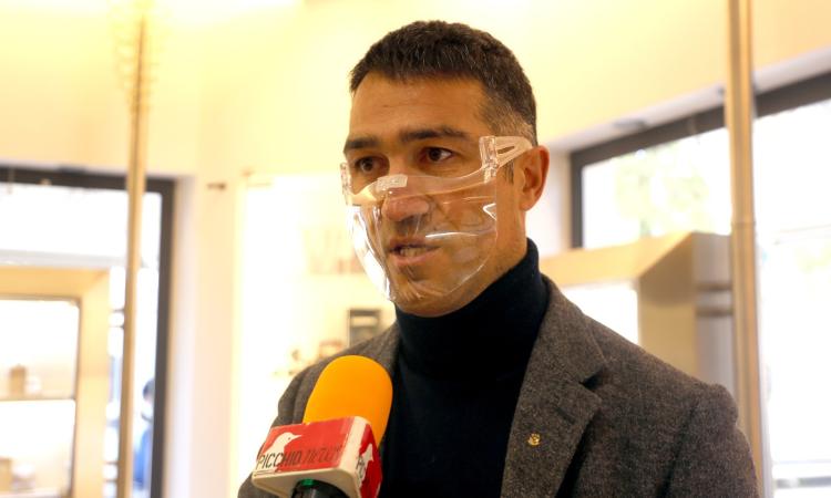 Civitanova, Matteo Cartechini racconta i 'suoi gioielli': "fatti per durare nel tempo" (VIDEO E FOTO) Civitanova, Matteo Cartechini racconta i 'suoi gioielli': "fatti per durare nel tempo" (VIDEO E FOTO)