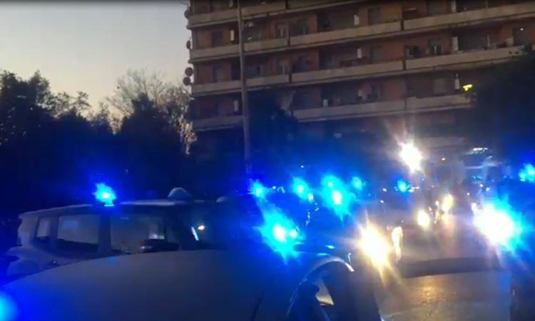 Maxi operazione antidroga nel Maceratese: 24 arresti. Sequestrati oltre 6 Kg di eroina (VIDEO e FOTO) Maxi operazione antidroga nel Maceratese: 24 arresti. Sequestrati oltre 6 Kg di eroina (VIDEO e FOTO)