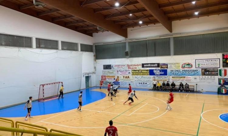 Pallamano, la Santarelli Cingoli chiude il 2020 con una sconfitta: al PalaQuaresima vince Siena Pallamano, la Santarelli Cingoli chiude il 2020 con una sconfitta: al PalaQuaresima vince Siena