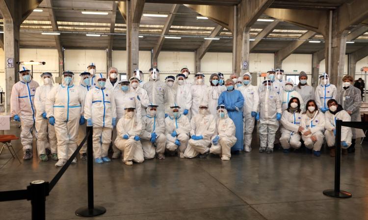 Macerata, parte lo screening anti-covid. Tampone per Parcaroli: "una fotografia della cittadinanza" (FOTO) Macerata, parte lo screening anti-covid. Tampone per Parcaroli: "una fotografia della cittadinanza" (FOTO)