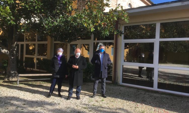 Macerata, conclusi i lavori al porticato dell’Istituto Agrario: restyling anche del cortile