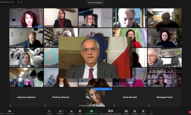 Unimc, 1.900 matricole e 9.000 domande di iscrizione: il Natale della comunità accademica Unimc, 1.900 matricole e 9.000 domande di iscrizione: il Natale della comunità accademica