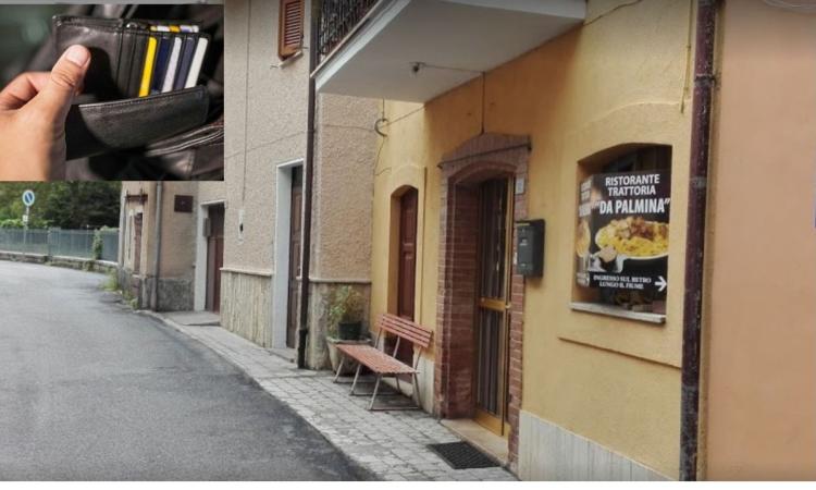 Ristoratore trova un portafogli pieno e lo restituisce: il gesto che scalda il Natale Ristoratore trova un portafogli pieno e lo restituisce: il gesto che scalda il Natale