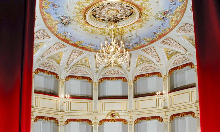 San Ginesio, il borgo degli attori: al via i lavori di restauro del Teatro "Leopardi" San Ginesio, il borgo degli attori: al via i lavori di restauro del Teatro "Leopardi"