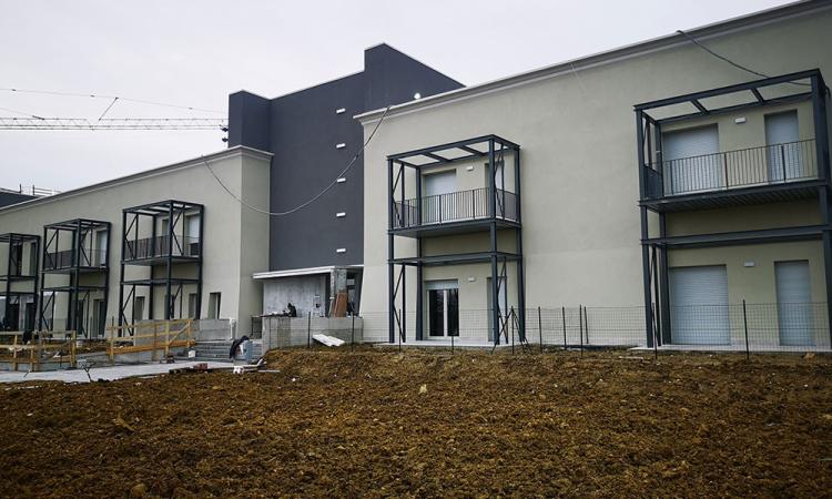 Tolentino, pronti gli appartamenti di “Borgo Rancia”: consegna alla presenza di Acquaroli