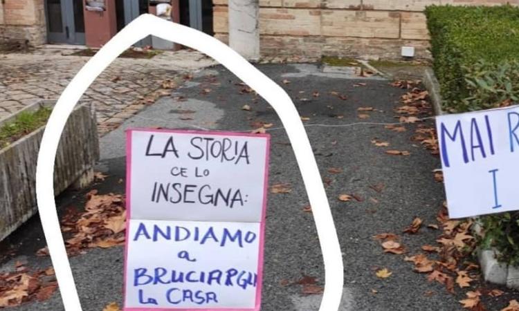 Aborto, minacce all'assessore Latini: "indegne da chi si proclama difensore delle donne" Aborto, minacce all'assessore Latini: "indegne da chi si proclama difensore delle donne"