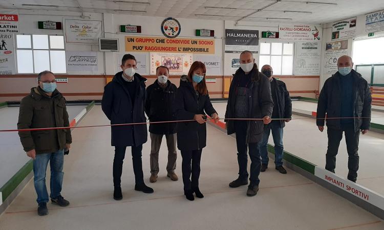 Potenza Picena, taglio del nastro alla bocciofila Montesanto: tornano le 4 corsie di gioco Potenza Picena, taglio del nastro alla bocciofila Montesanto: tornano le 4 corsie di gioco