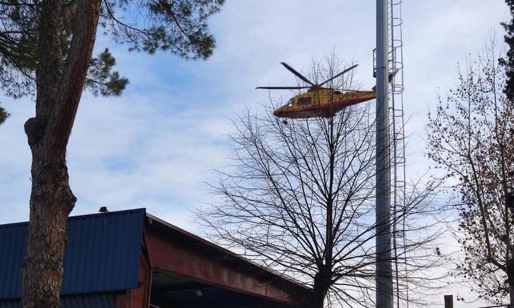 Tolentino, si reca al Pronto Soccorso con una "misteriosa" ferita alla mano: uomo trasportato a Torrette Tolentino, si reca al Pronto Soccorso con una "misteriosa" ferita alla mano: uomo trasportato a Torrette
