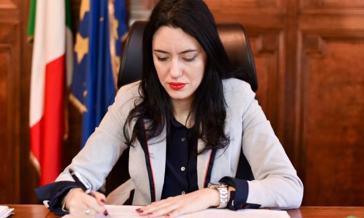Unimc, "L’educazione è fuori": convegno online con la Ministra Azzolina