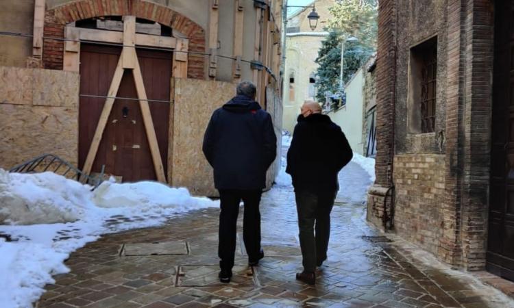 Camerino, dopo oltre 4 anni riaprirà corso Vittorio Emanuele: lo annuncia il sindaco Sborgia Camerino, dopo oltre 4 anni riaprirà corso Vittorio Emanuele: lo annuncia il sindaco Sborgia