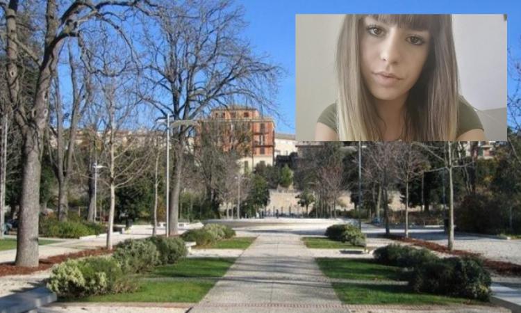 Macerata, una targa in ricordo di Pamela Mastropietro anche ai Giardini Diaz