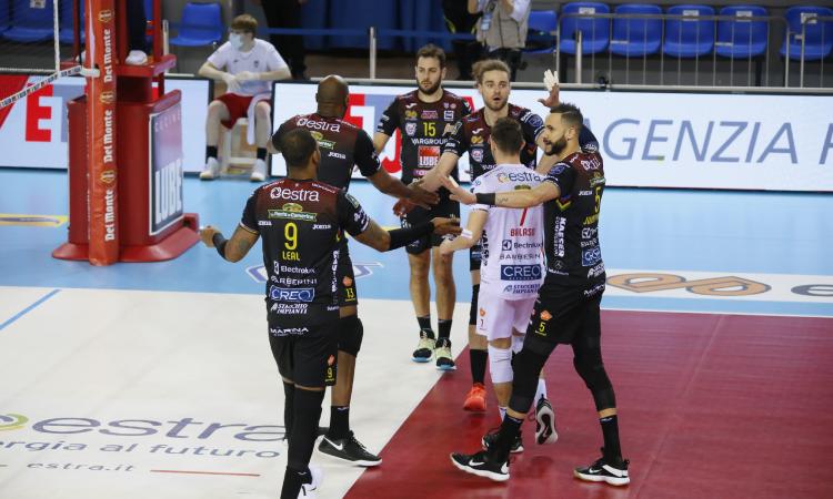 La Lube vola alle Final Four di Coppa Italia: Padova demolita in 3 set La Lube vola alle Final Four di Coppa Italia: Padova demolita in 3 set