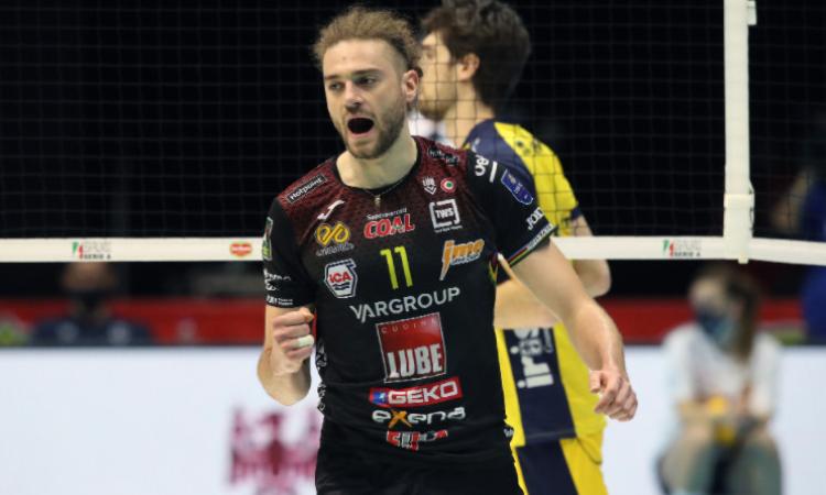 Coppa Italia 2021, la finale è Lube Civitanova-Perugia: quando si gioca e come vederla in tv Coppa Italia 2021, la finale è Lube Civitanova-Perugia: quando si gioca e come vederla in tv