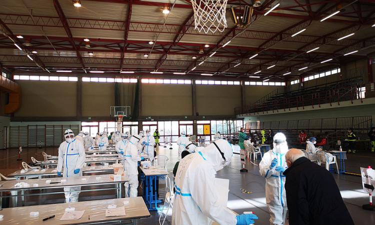 Tolentino, i dati definitivi sullo screening: su oltre 4000 persone tamponate, sono 10 i casi positivi