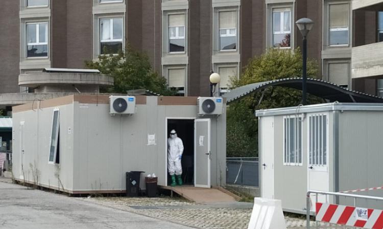 Coronavirus Marche, 759 nuovi casi oggi: 131 nel Maceratese, quasi la metà nell'Anconetano Coronavirus Marche, 759 nuovi casi oggi: 131 nel Maceratese, quasi la metà nell'Anconetano