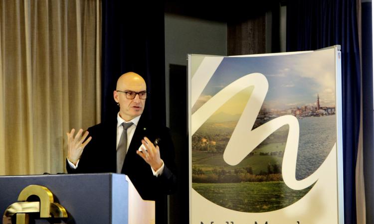 Banco Marchigiano ancora al fianco dello Sferisterio: 'prima' gratuita per 300 soci Banco Marchigiano ancora al fianco dello Sferisterio: 'prima' gratuita per 300 soci