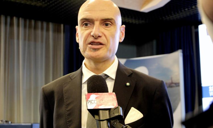 Banco Marchigiano dona 2,5 mila euro all'Unità di dermatologia dell'Inrca di Ancona Banco Marchigiano dona 2,5 mila euro all'Unità di dermatologia dell'Inrca di Ancona