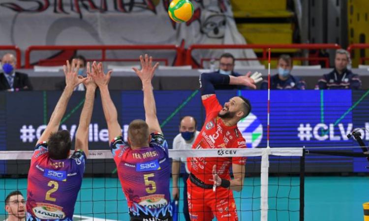 SuperLega, parte la seconda fase: ai quarti la Lube attende l'esito del derby tra Modena e Ravenna SuperLega, parte la seconda fase: ai quarti la Lube attende l'esito del derby tra Modena e Ravenna