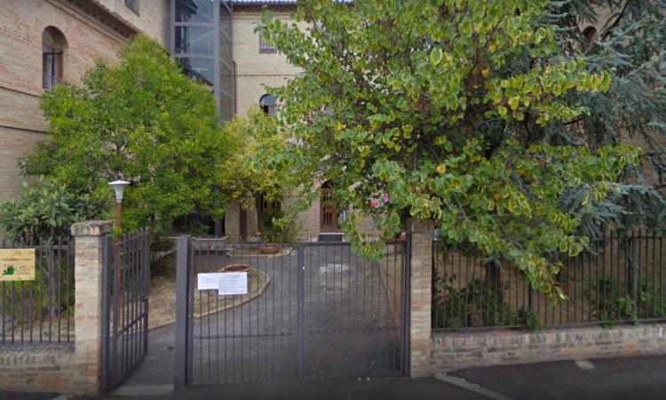 Covid-19, troppe classi in quarantena: chiusa scuola Primaria a Corridonia Covid-19, troppe classi in quarantena: chiusa scuola Primaria a Corridonia