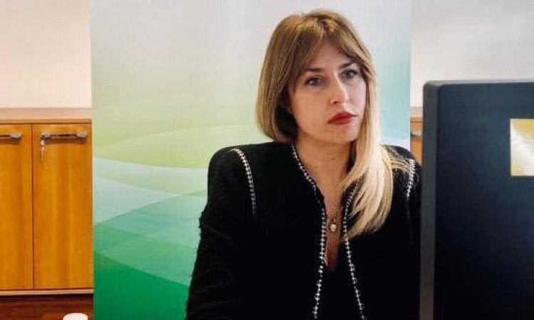 Scuola Marche, 600 euro alle famiglie in difficoltà per l'acquisto di un pc: al via il bando Scuola Marche, 600 euro alle famiglie in difficoltà per l'acquisto di un pc: al via il bando