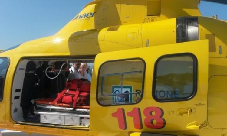 Esanatoglia, cade mentre si allena al crossodromo: pilota di 11 anni trasferito al Salesi in eliambulanza Esanatoglia, cade mentre si allena al crossodromo: pilota di 11 anni trasferito al Salesi in eliambulanza