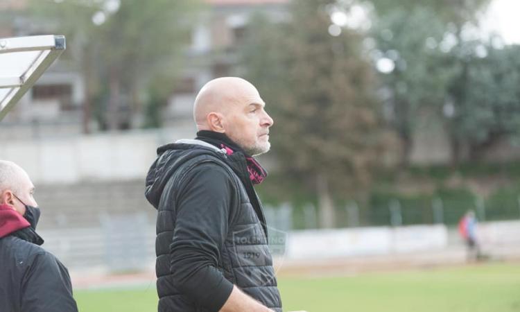 Passo indietro del Tolentino a Giulianova: una doppietta di Barlafante stende i cremisi Passo indietro del Tolentino a Giulianova: una doppietta di Barlafante stende i cremisi