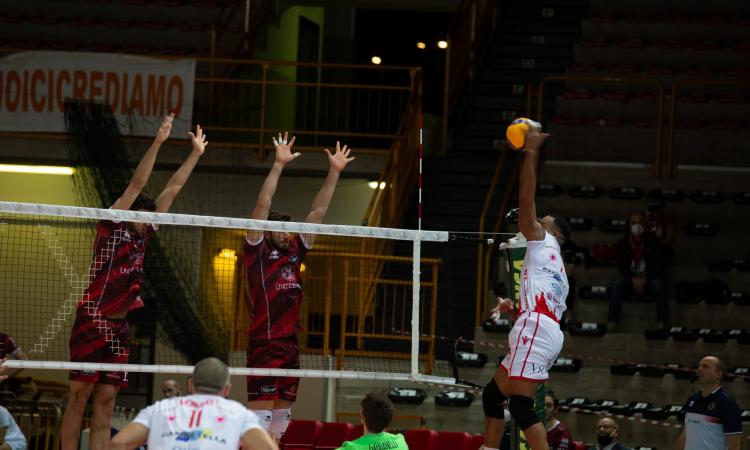 Urlo Med Store: Macerata si impone in 3 set contro Trento (VIDEO)