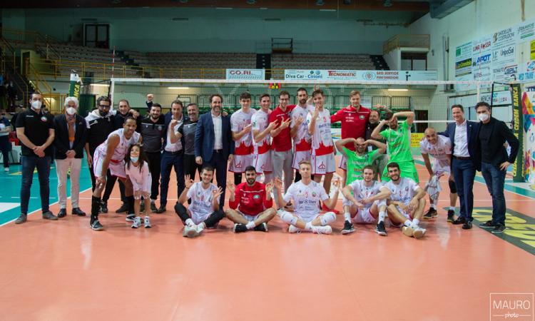 Macerata e Fano danno spettacolo nel derby: il tie-break sorride alla Med Store Macerata e Fano danno spettacolo nel derby: il tie-break sorride alla Med Store