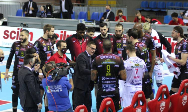 Lube Civitanova, Blengini scalda i motori in vista della finale con Perugia: "Bello avere pressione" Lube Civitanova, Blengini scalda i motori in vista della finale con Perugia: "Bello avere pressione"