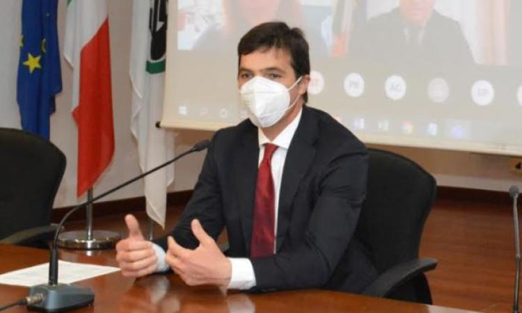 Marche, 7 comuni rischiano la zona arancione rafforzata: "Speriamo siano casi isolati"