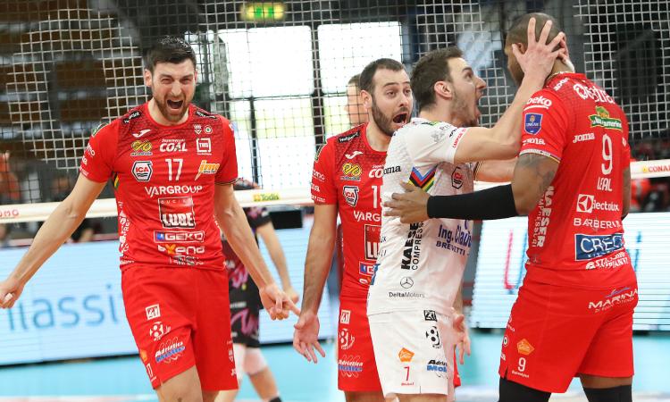 Finale scudetto, la Lube Civitanova fa saltare il banco: Perugia espugnata in gara 1 Finale scudetto, la Lube Civitanova fa saltare il banco: Perugia espugnata in gara 1