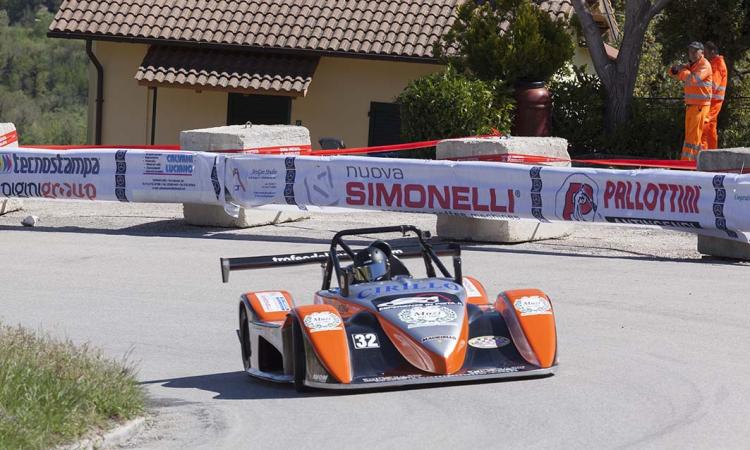Sarnano-Sassotetto, la cronoscalata rinviata al weekend del 21-23 maggio Sarnano-Sassotetto, la cronoscalata rinviata al weekend del 21-23 maggio