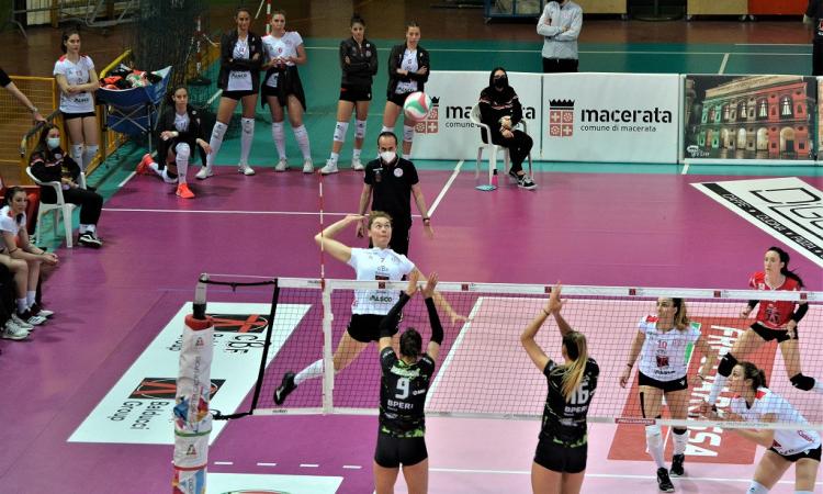 La Cbf Balducci completa il tris: Sassuolo domata in tre set (FOTO e VIDEO) La Cbf Balducci completa il tris: Sassuolo domata in tre set (FOTO e VIDEO)