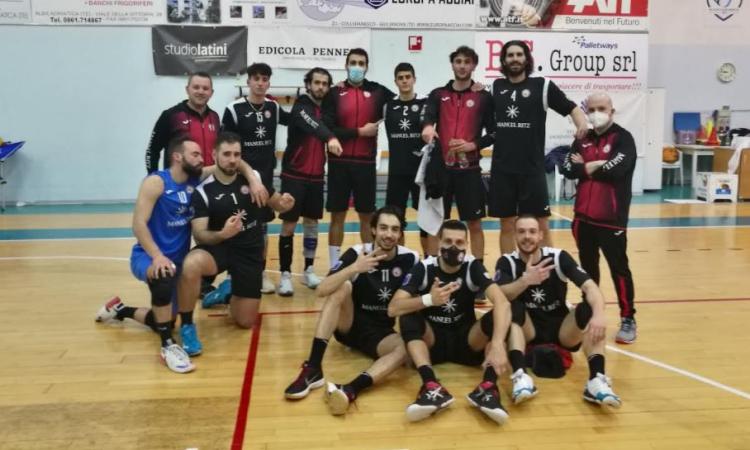 Volley, Paoloni Macerata da 10 e lode: Alba Adriatica battuta e regular season 'immacolata' Volley, Paoloni Macerata da 10 e lode: Alba Adriatica battuta e regular season 'immacolata'
