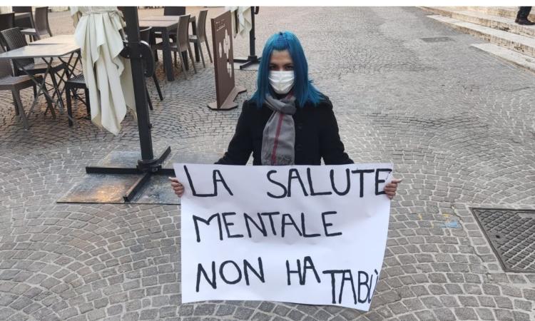 Ilaria se ne va a 26 anni, ma la sua battaglia per la salute mentale non deve essere dimenticata Ilaria se ne va a 26 anni, ma la sua battaglia per la salute mentale non deve essere dimenticata