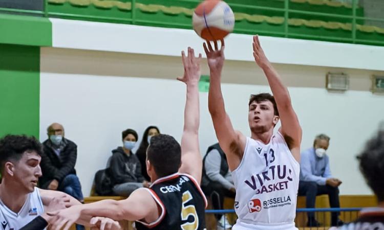 La Rossella Civitanova lotta, ma a vincere è Vicenza: esordio amaro per coach Foglietti La Rossella Civitanova lotta, ma a vincere è Vicenza: esordio amaro per coach Foglietti