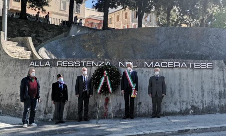 Macerata celebra la Festa della Liberazione: "Come allora riprendere in mano il nostro futuro" Macerata celebra la Festa della Liberazione: "Come allora riprendere in mano il nostro futuro"