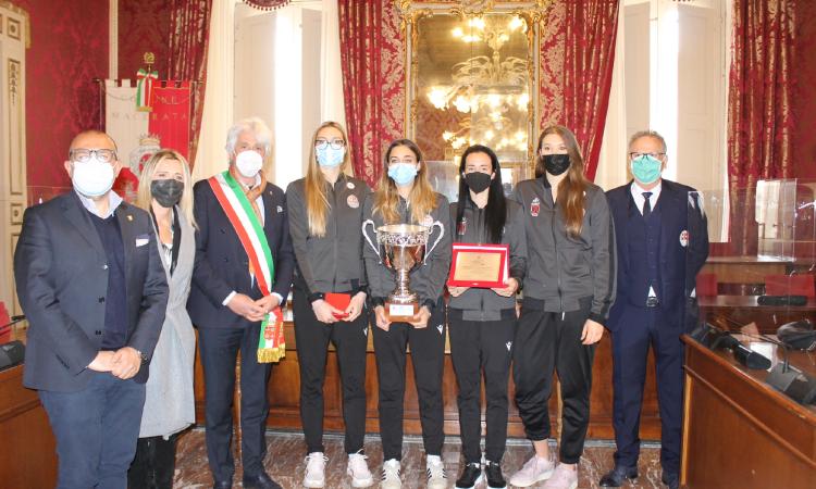 Cbf Balducci Macerata celebrata in Comune: "realizzeremo un palazzetto a Villa Potenza" Cbf Balducci Macerata celebrata in Comune: "realizzeremo un palazzetto a Villa Potenza"