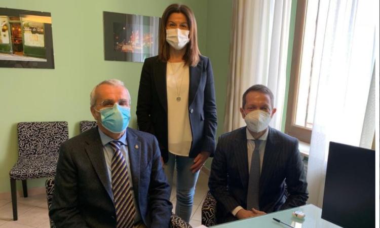 Camerino, è fatta per il palazzo ex Banca Marche: "si conclude un lavoro durato oltre un anno" Camerino, è fatta per il palazzo ex Banca Marche: "si conclude un lavoro durato oltre un anno"