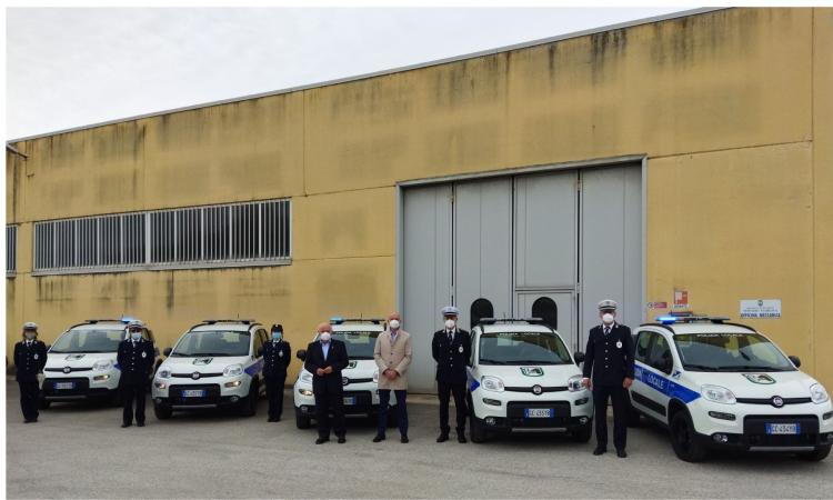 Arrivano cinque nuove 4x4 per la Polizia provinciale: "parco auto rinnovato quasi totalmente"