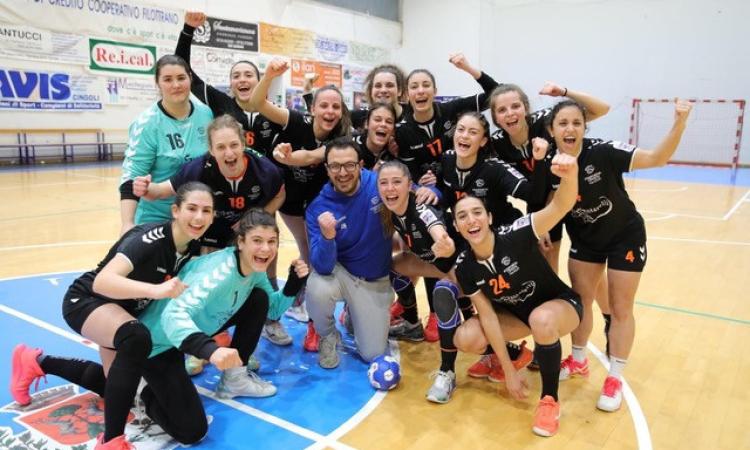 Pallamano, termina con un pareggio l'avventura in serie A della Santarelli Cingoli Pallamano, termina con un pareggio l'avventura in serie A della Santarelli Cingoli