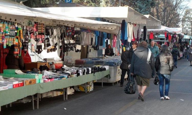 Camerino, per San Venanzio il mercato settimanale raddoppia: appuntamenti mercoledì e sabato Camerino, per San Venanzio il mercato settimanale raddoppia: appuntamenti mercoledì e sabato
